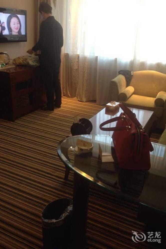 Jilin Province Hotel Чанчунь Экстерьер фото