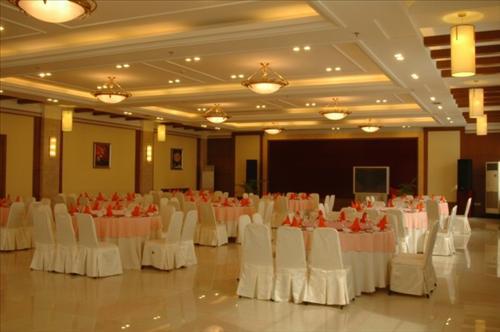 Jilin Province Hotel Чанчунь Ресторан фото